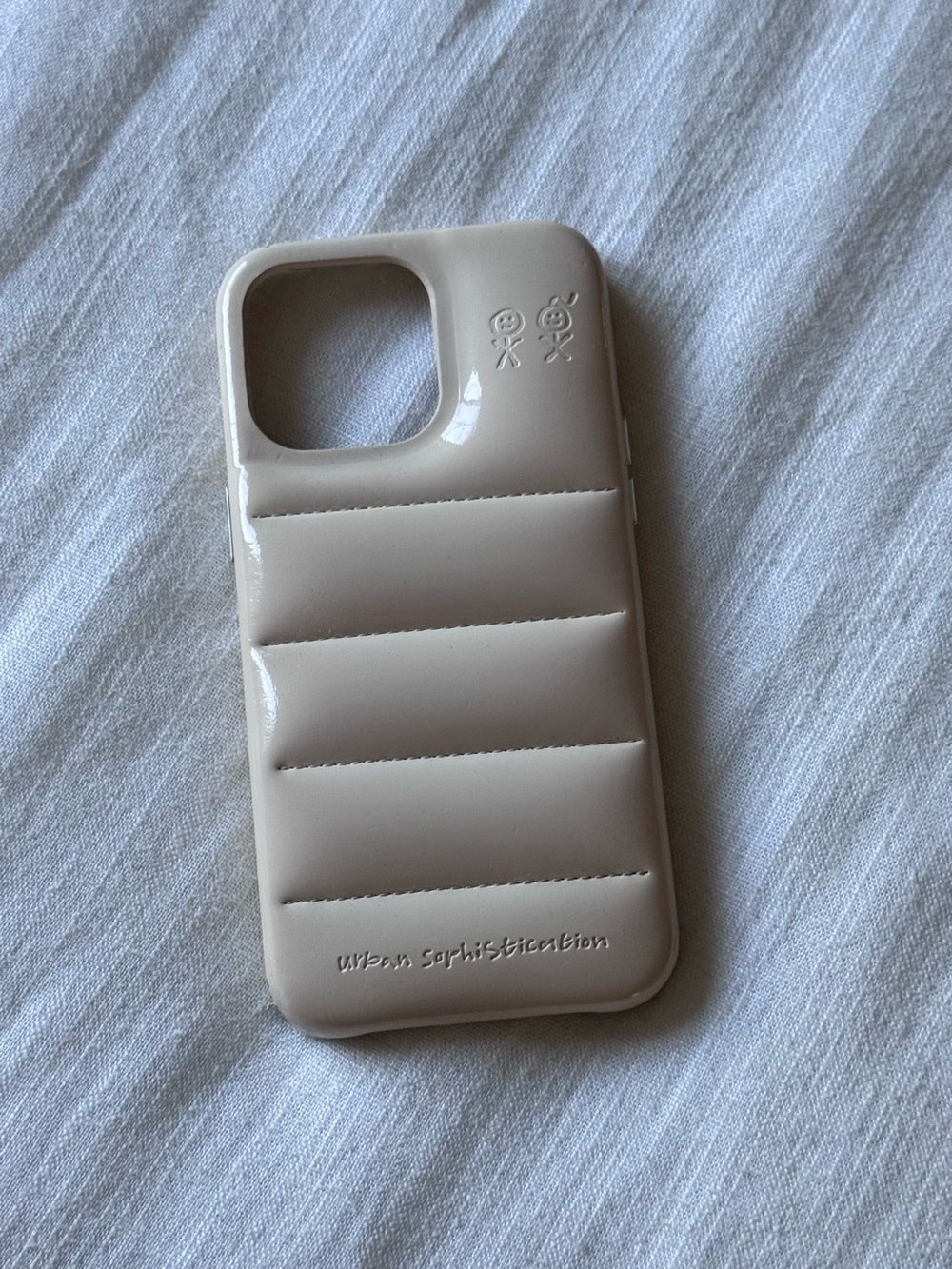 Urban Sophistication Oat milk Puffer Phone Case - iPhone 15 Pro Max